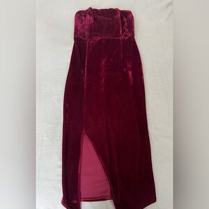 Lulus Burgundy strapless dress